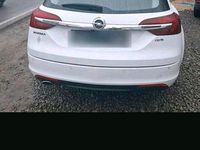 Gebraucht Opel Insignia 170 PS (125 kW) 2016 Weiß Kombi