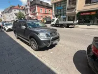 Gebraucht Nissan Navara 231 PS (169 kW) 2013 Grau Pickup
