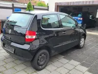 Gebraucht VW Fox 54 PS (39 kW) 2007 Schwarz Kleinwagen