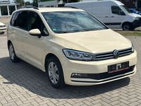 Gebraucht VW Touran 150 PS (110 kW) 2022 Beige Van / Kleinbus