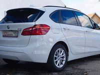 Gebraucht BMW 216 Active Tourer Advantage 109 PS (80 kW) 2018 Weiß Van / Kleinbus