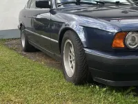 Gebraucht BMW 520 150 PS (110 kW) 1993 Blau Limousine