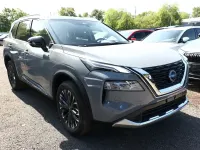 Neu Nissan X-Trail Tekna 163 PS (119 kW) 2026 Grau SUV