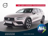 Gebraucht Volvo V60 CC Ultimate 197 PS (144 kW) 2024 Gold Kombi