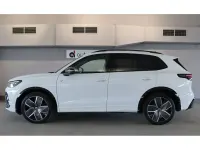 Gebraucht VW Tiguan R-line 150 PS (110 kW) 2025 Weiß SUV