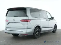 Gebraucht VW Multivan Style 150 PS (110 kW) 2025 Silber Van / Kleinbus