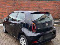 Second-hand VW up! 60 CP (44 kW) 2016 Negru Hatchback