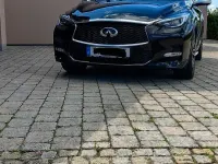 Gebraucht Infiniti Q30 Sport Tech 211 PS (155 kW) 2017 Schwarz Limousine