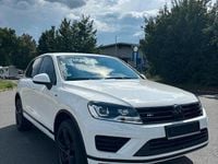 Gebraucht VW Touareg 262 PS (192 kW) 2016 Weiß SUV