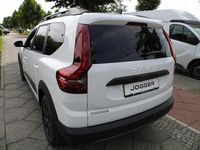 Gebraucht Dacia Jogger Extreme 101 PS (74 kW) 2024 Weiß Van / Kleinbus