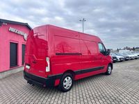 Gebraucht Renault Master Komfort 180 PS (132 kW) 2021 Rot Van / Kleinbus