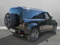 Gebraucht Land Rover Defender SE Dynamic 249 PS (183 kW) 2026 Santorini black SUV