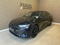 Gebraucht Audi e-tron Sportback S-Line 300 kW (408 PS) 2022 Mythosschwarz metallic SUV