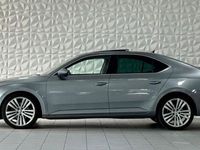 Gebraucht Skoda Superb Style 150 PS (110 kW) 2015 Grau Limousine