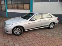 Gebraucht Mercedes E200 187 PS (137 kW) 2011 Silber Limousine