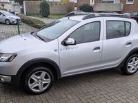 Gebraucht Dacia Sandero Prestige 90 PS (66 kW) 2015 Grau Limousine