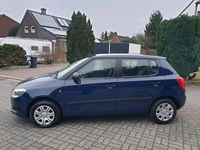 Gebraucht Skoda Fabia 60 PS (44 kW) 2013 Blau Limousine