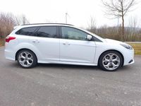 Gebraucht Ford Focus ST 250 PS (183 kW) 2014 Weiß Limousine