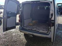 Używany Citroën Jumpy SELECTION 163 KM (119 kW) 2023 Srebrny Minivan