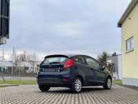 Gebraucht Ford Fiesta Trend 60 PS (44 kW) 2010 Blau Kleinwagen