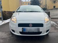 Gebraucht Fiat Grande Punto Basis 69 PS (50 kW) 2013 Weiß Kleinwagen