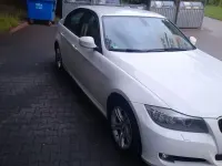 Gebraucht BMW 318 Exclusive 143 PS (105 kW) 2011 Weiß Limousine