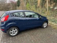 Gebraucht Ford Fiesta Celebration 101 PS (74 kW) 2016 Blau Kleinwagen