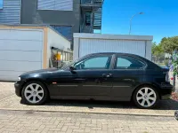 Gebraucht BMW 316 85 PS (62 kW) 2002 Schwarz Kleinwagen