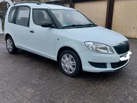 Gebraucht Skoda Roomster 75 PS (55 kW) 2015 Weiß Van / Kleinbus
