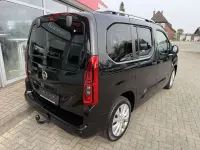 Gebraucht Opel Combo Life Innovation 131 PS (96 kW) 2018 Schwarz Van / Kleinbus