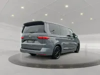 Gebraucht VW Multivan Edition 204 PS (150 kW) 2024 Grau Van / Kleinbus