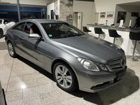 Gebraucht Mercedes E350 292 PS (214 kW) 2009 Grau Coupé