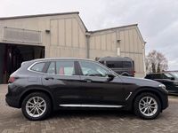 Gebraucht BMW X3 Sport Line 190 PS (139 kW) 2022 Grau SUV