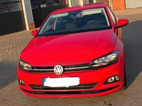 Gebraucht VW Polo Comfortline 75 PS (55 kW) 2018 Rot Kleinwagen