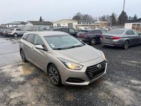 Gebraucht Hyundai i40 Premium 141 PS (103 kW) 2016 Beige Limousine