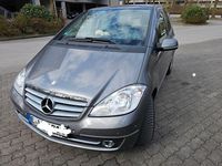 Gebraucht Mercedes A160 Elegance 95 PS (69 kW) 2011 Grau Van / Kleinbus