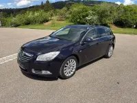 Gebraucht Opel Insignia Edition 194 PS (142 kW) 2012 Violett Kombi