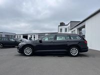 Gebraucht VW Passat Business 150 PS (110 kW) 2022 Schwarz Kombi