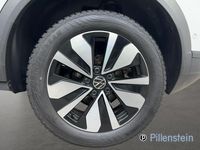 Gebraucht VW T-Roc Move 116 PS (85 kW) 2023 Weiß SUV