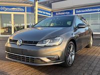 Gebraucht VW Golf VII Highline 150 PS (110 kW) 2017 Grau Limousine