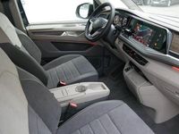 Second-hand VW Multivan Style 150 CP (110 kW) 2025 Alb Monovolum