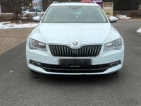 Gebraucht Skoda Superb 150 PS (110 kW) 2017 Weiß Kombi