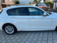 gebraucht BMW 116 i - M-Paket weiss 5 Trg. BJ 2018 49700 km 109 PS manuell