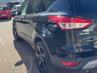 Gebraucht Ford Kuga Individual 150 PS (110 kW) 2016 Schwarz SUV