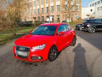 Gebraucht Audi A1 Attraction 105 PS (77 kW) 2012 Rot Kleinwagen
