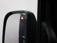 Gebraucht Mercedes Sprinter 170 PS (125 kW) 2024 Artic weiß Van