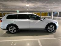 Gebraucht VW Passat Alltrack 190 PS (139 kW) 2017 Weiß Kombi