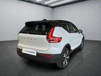 Gebraucht Volvo XC40 Core 169 kW (231 PS) 2022 Weiß SUV