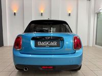 Używany Mini Cooper 136 KM (100 kW) 2018 Niebieski Hatchback