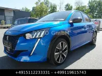 Gebraucht Peugeot e-208 GT 100 kW (136 PS) 2022 Blau Kleinwagen